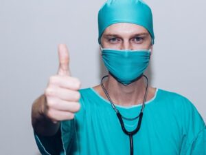 Cuidados auxiliares básicos de enfermería
